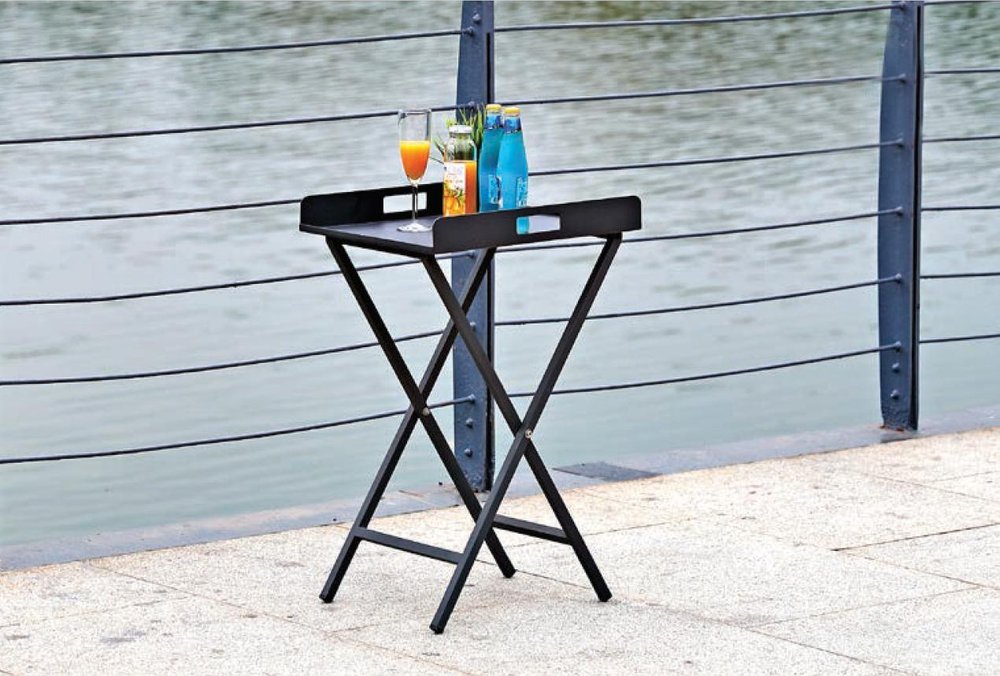 19" Gray Aluminum Outdoor Side Table detail shot of the gray metal finish.