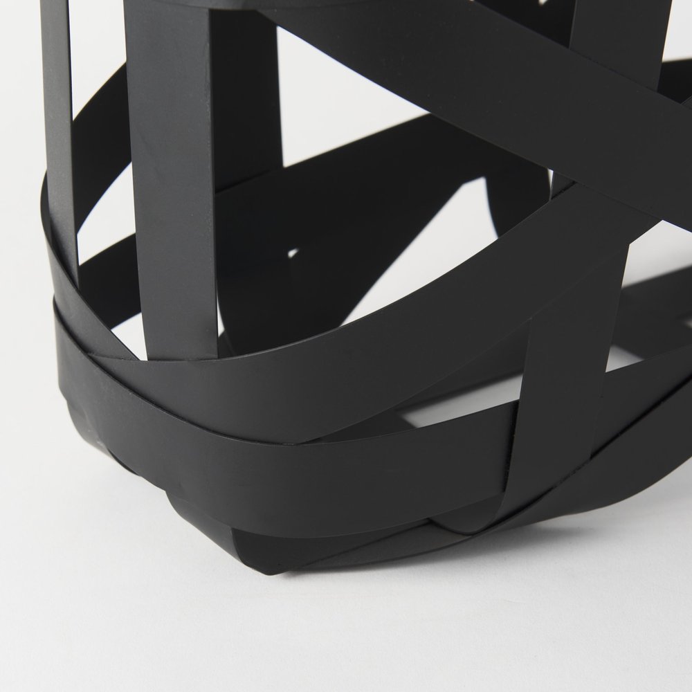 Set Of Two Black Geometric Metal Baskets close-up detail