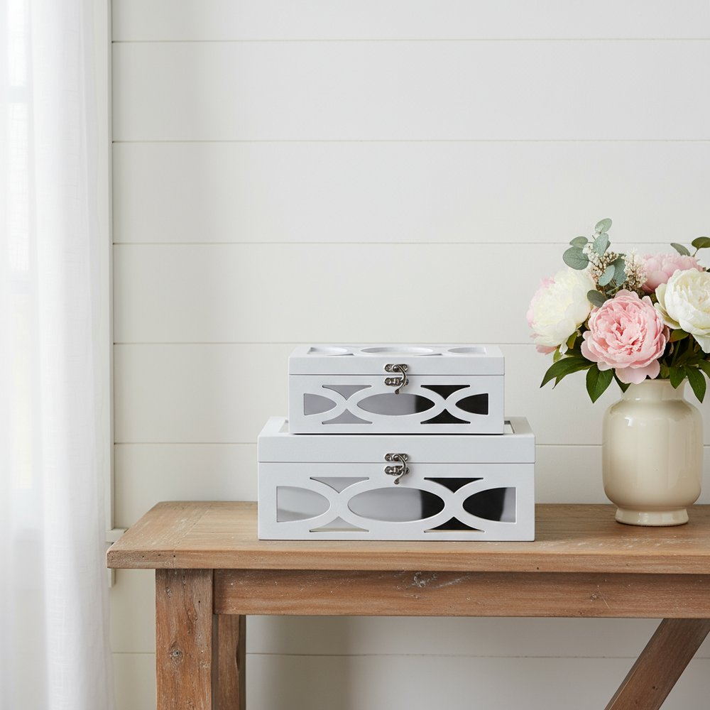 Set of Two White Mirrored Glass And Wood Box With Lid close-up detail