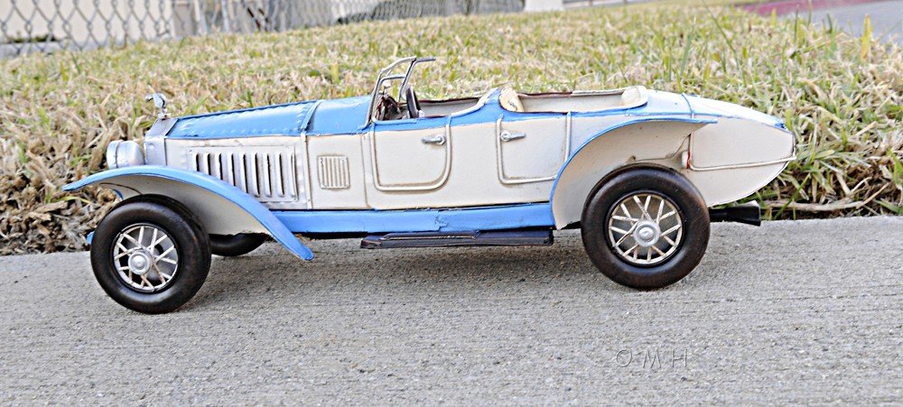 4" White Metal Hand Painted Model Car