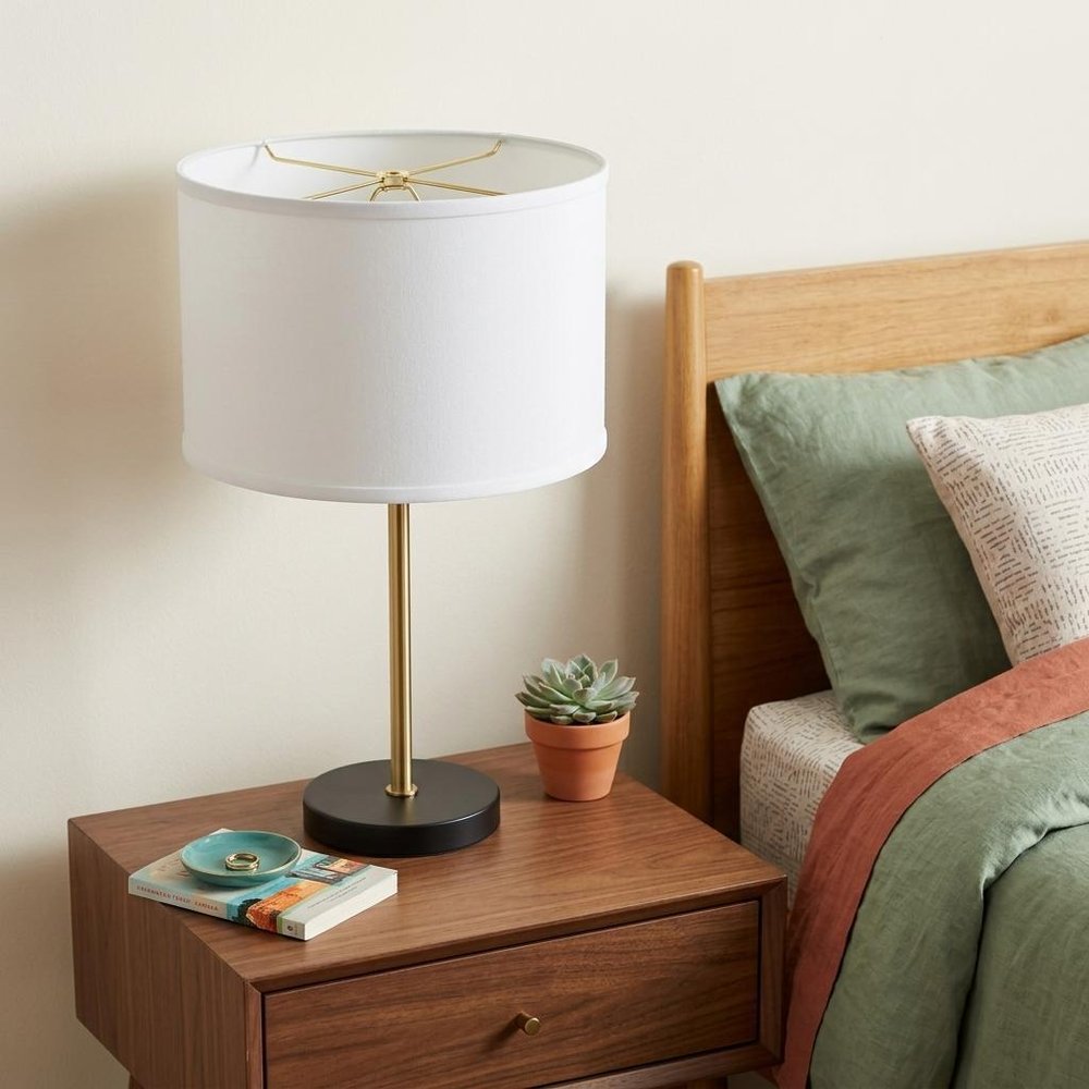 White No Slub Innsbruck Oval Lamp Shade in a home interior