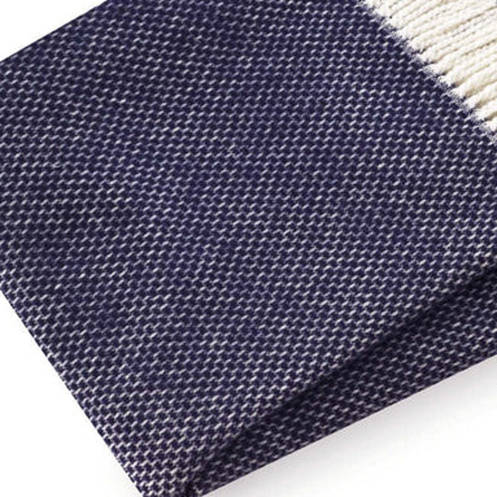 Soft Navy Blue Links Pattern Throw Blanket close-up detail