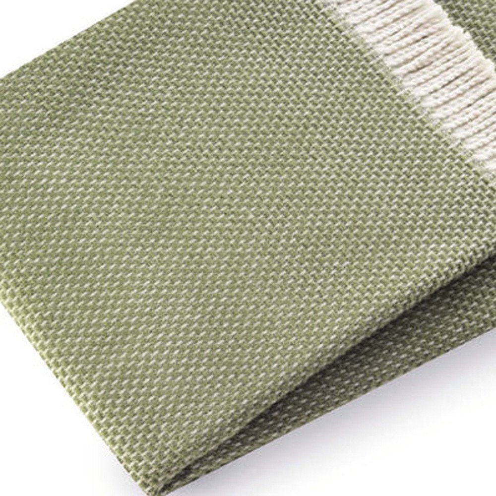 Soft Olive Green Links Pattern Throw Blanket close-up detail