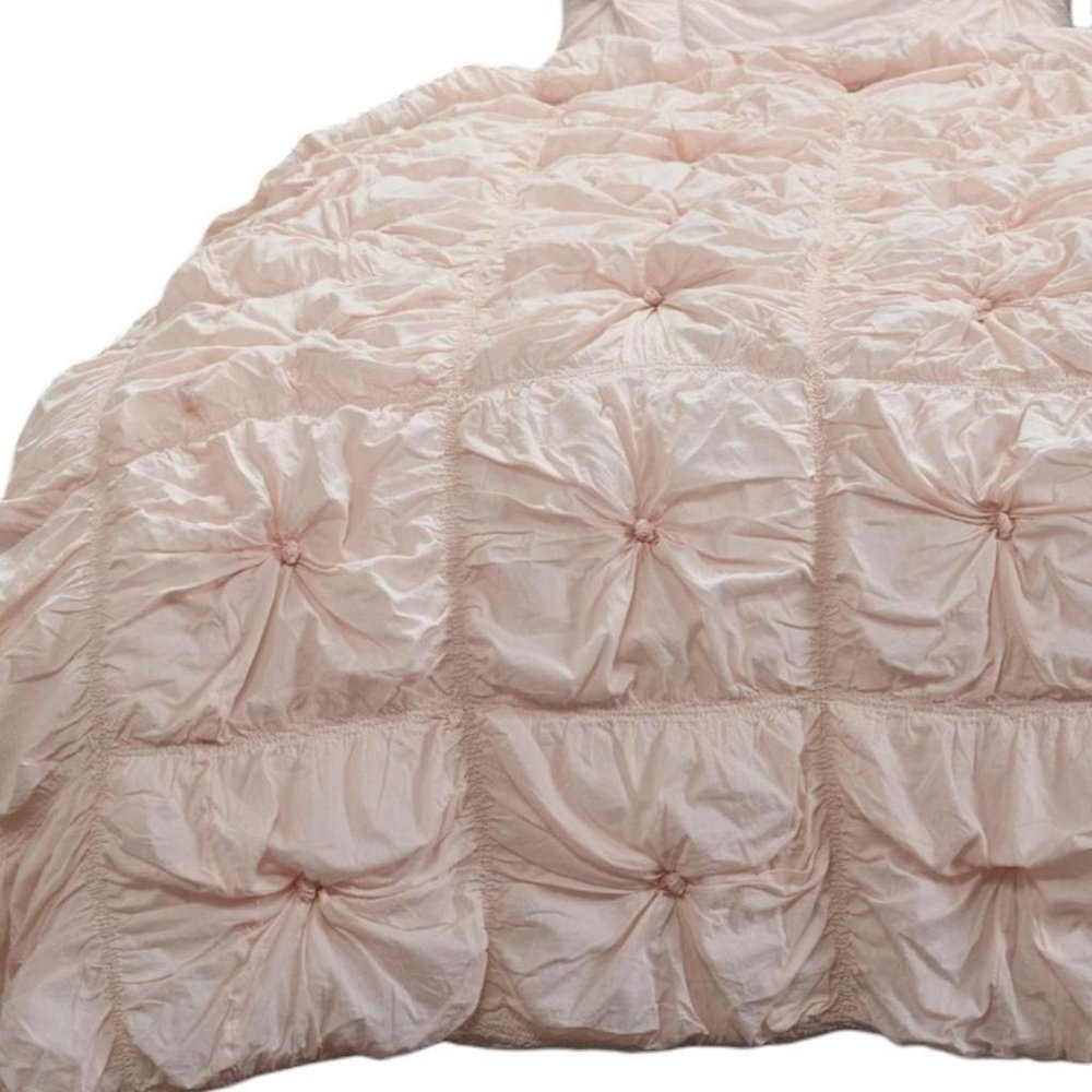 Pink Twin Cotton Blend Washable Polyester Down Alternative Comforter Set With Sham close-up detail