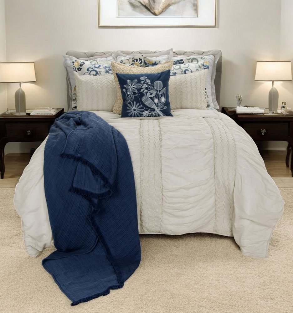 Ivory Geometric Quilt - with Quilt