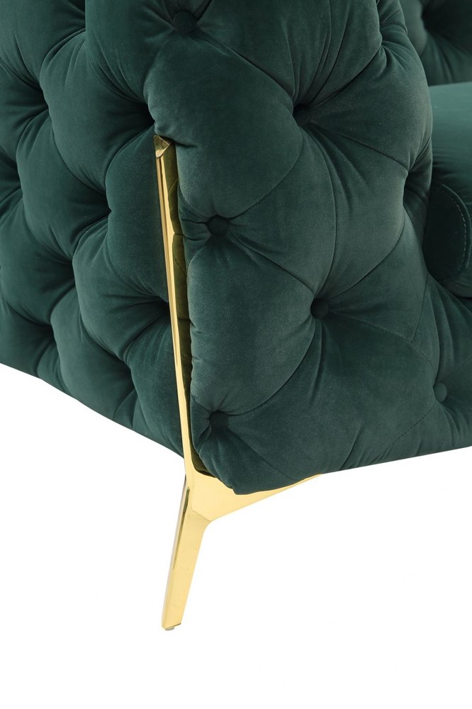 50" Green And Gold Velvet Tufted Club Chair. Accent chair in green velvet.