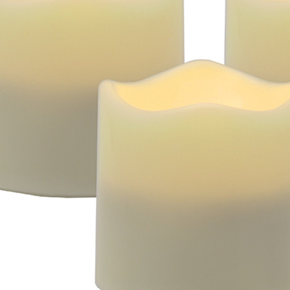 Set of Four Ivory Flameless Tealight Candle close-up detail