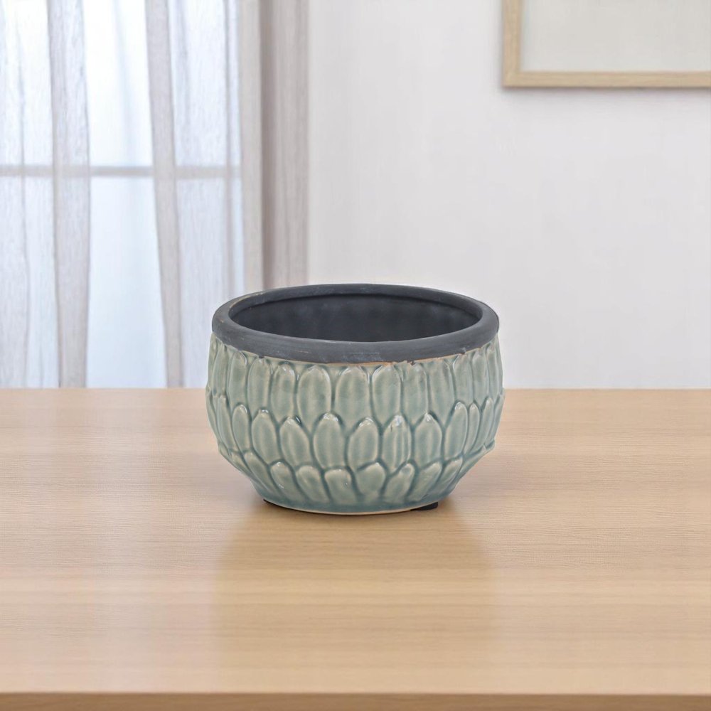 Blue Ceramic 37 Ounce Round Distressed Pot Planter
