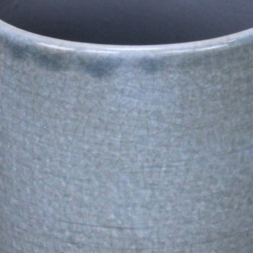 Gray Ceramic 44 Ounce Crackle Mosaic Round Distressed Pot Planter close-up detail