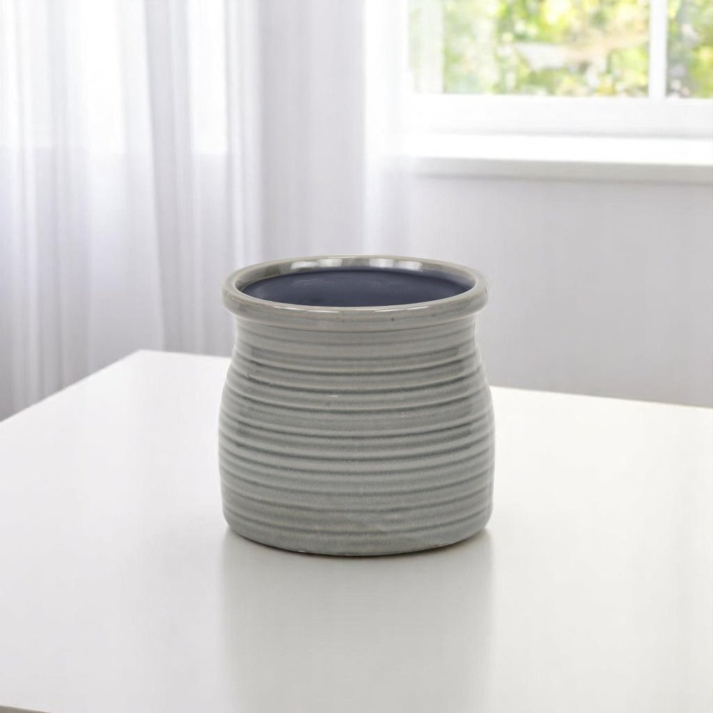 Gray Ceramic 51 Ounce Striped Round Distressed Pot Planter - 4.75" H x 5.00" W x 5.00" D