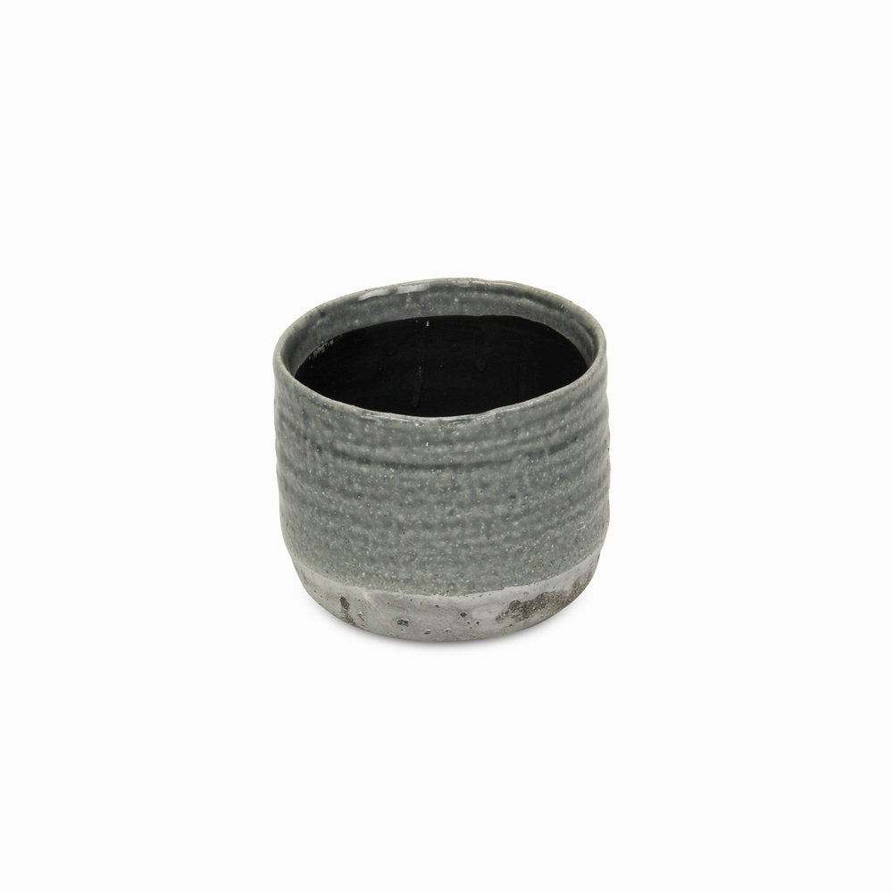 Gray Ceramic 19 Ounce Two Toned Round Distressed Pot Planter