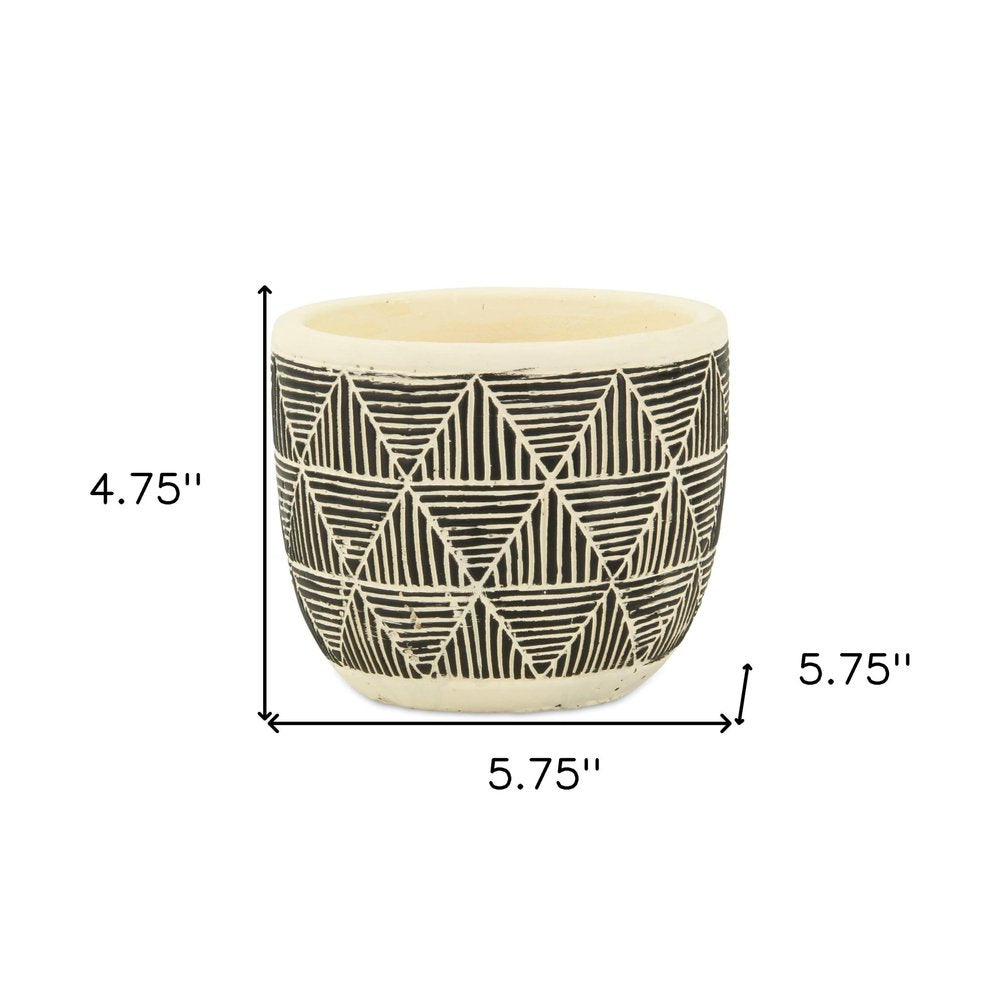 Black And White Ceramic 30 Ounce Geometric Round Distressed Pot Planter
