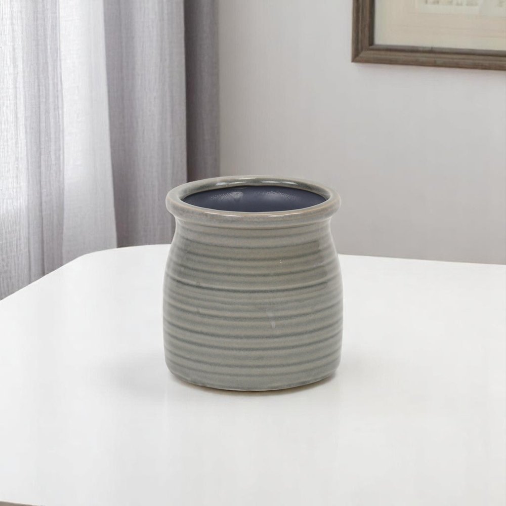 Gray Ceramic 15 Ounce Striped Round Distressed Pot Planter