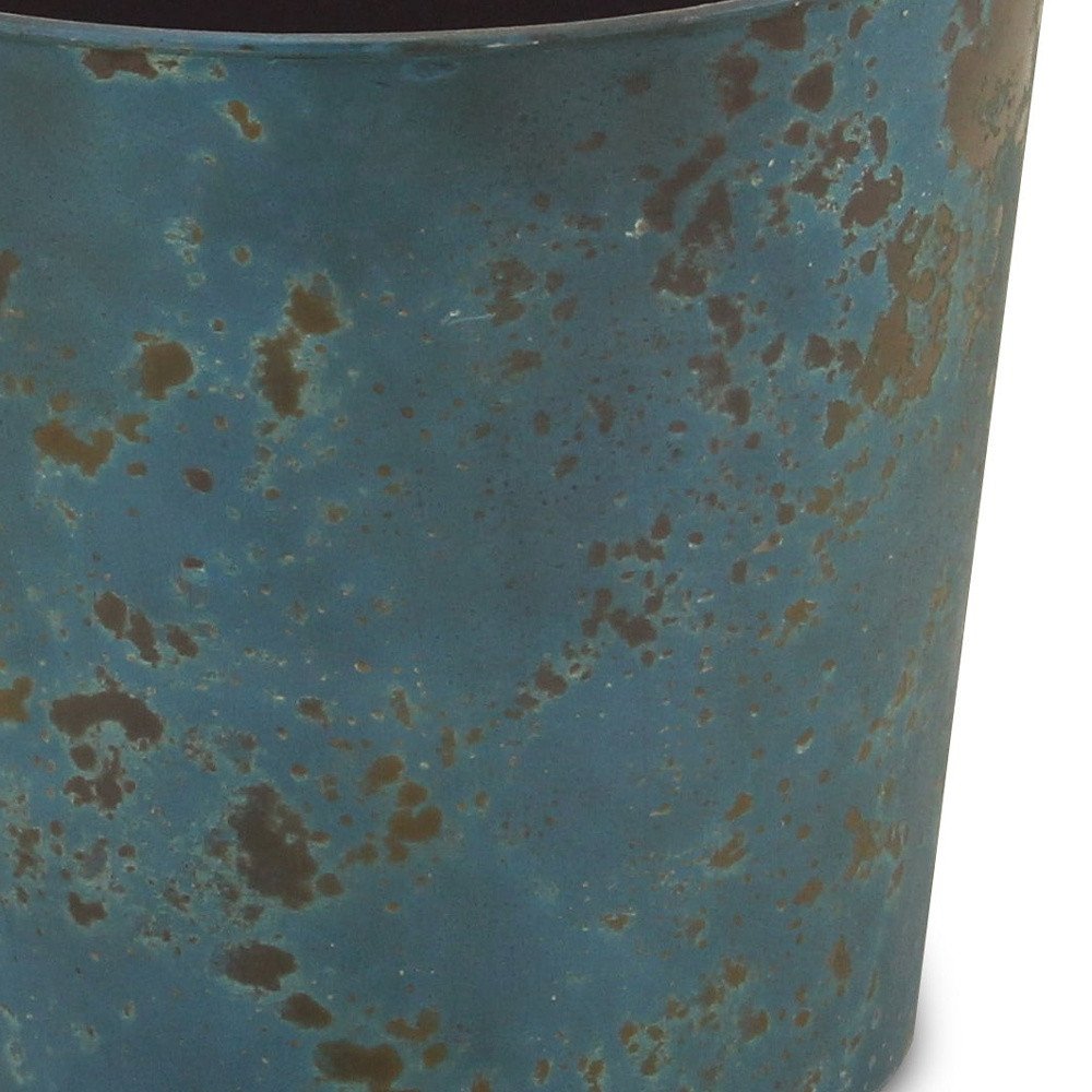 9" Blue Recycled Plastic Indoor Outdoor Round Pot Planter close-up detail