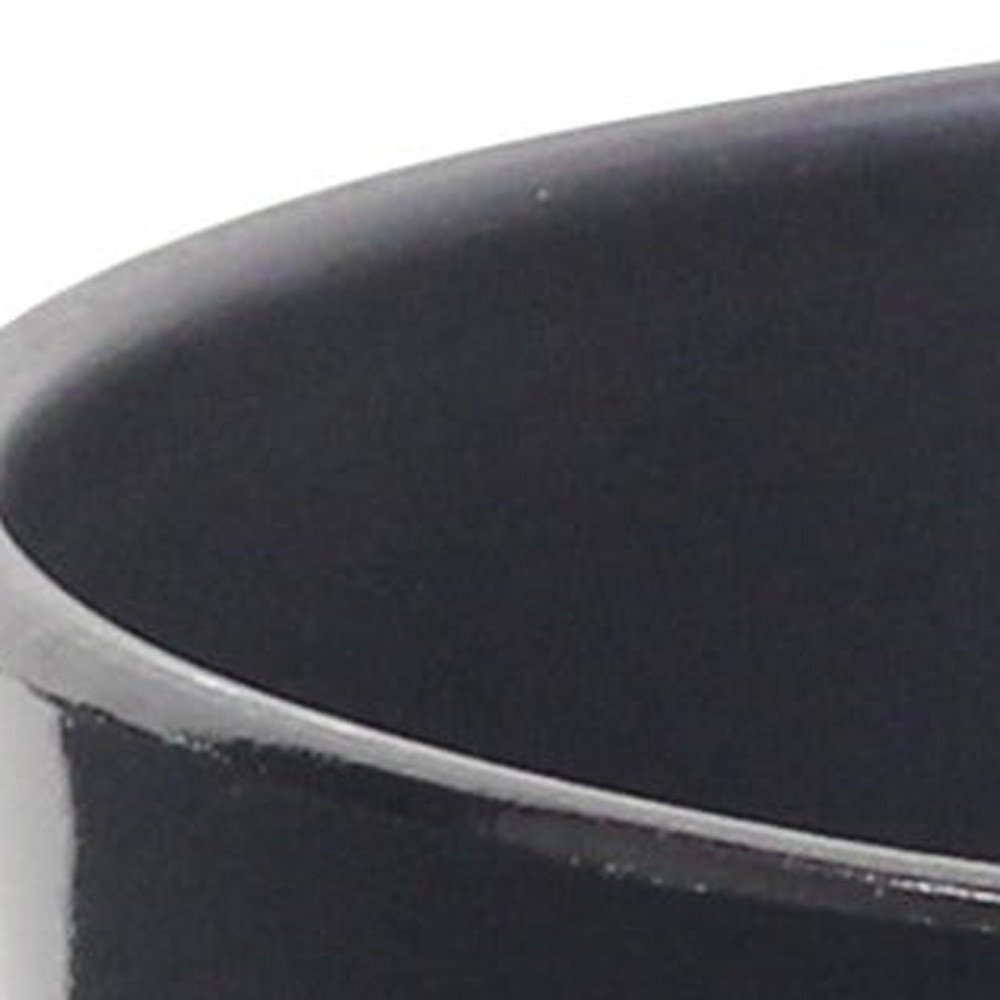 7" Black Recycled Plastic Indoor Outdoor Round Pot Planter - 5.75" H x 7" W x 7" D close-up detail