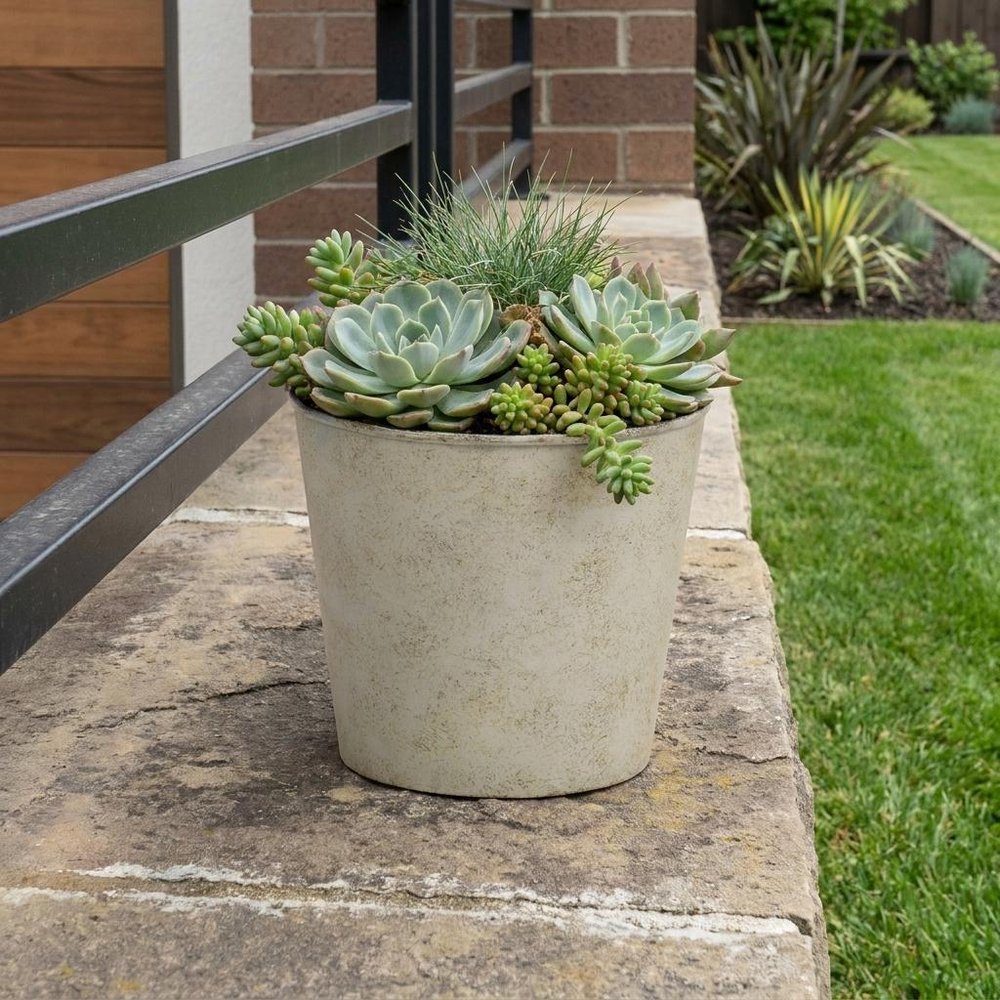 7" Silver Recycled Plastic Indoor Outdoor Round Pot Planter