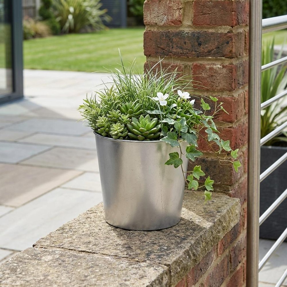 7" Silver Recycled Plastic Indoor Outdoor Round Pot Planter