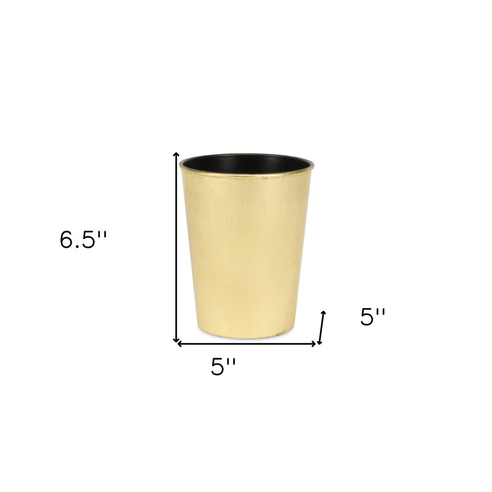 5" Gold Recycled Plastic Indoor Outdoor Round Pot Planter. Outdoor planter isolated on a plain white background, showing a plastic surface.