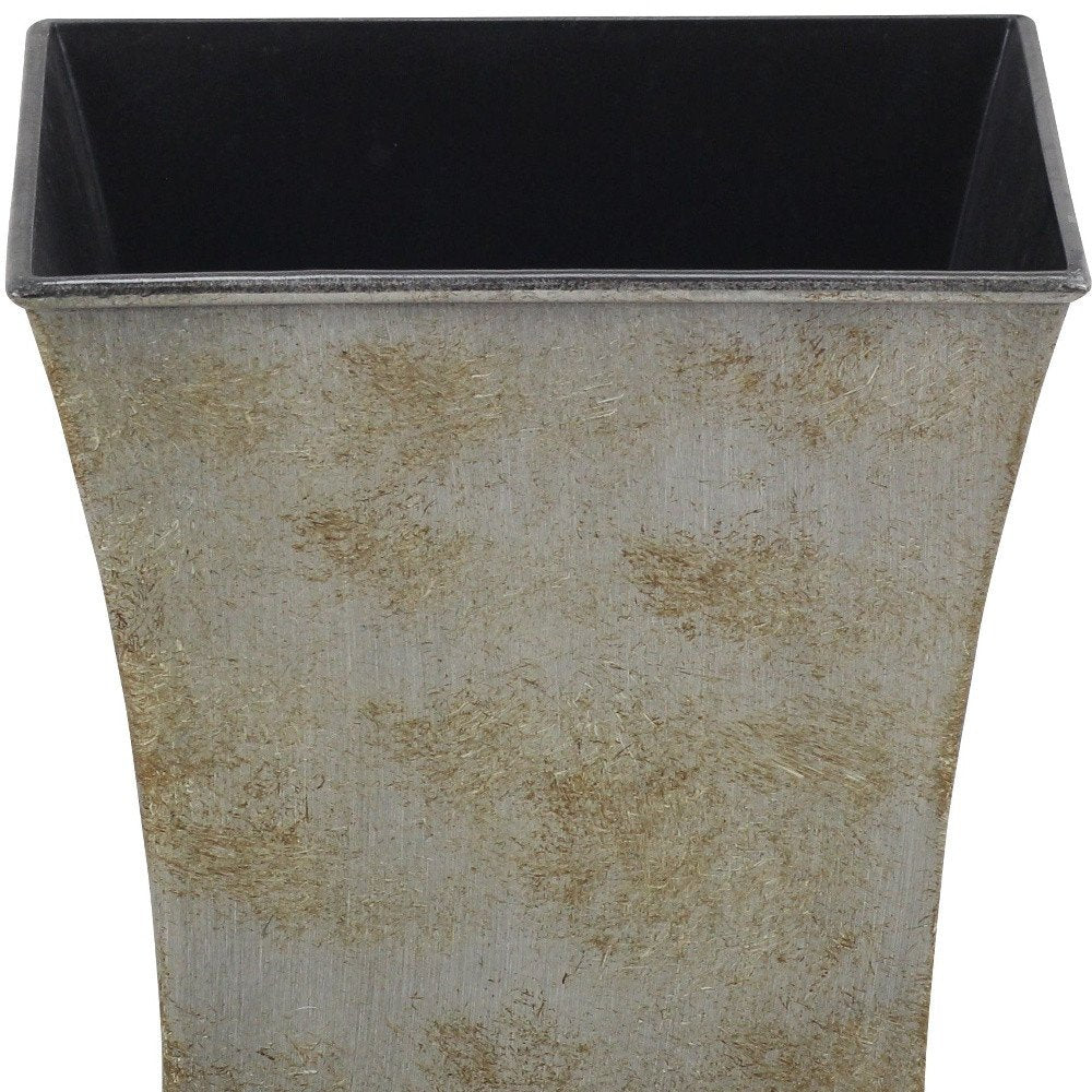 7" Gray Recycled Plastic Indoor Outdoor Square Pot Planter - 7" H x 7.25" W x 7.25" D close-up detail