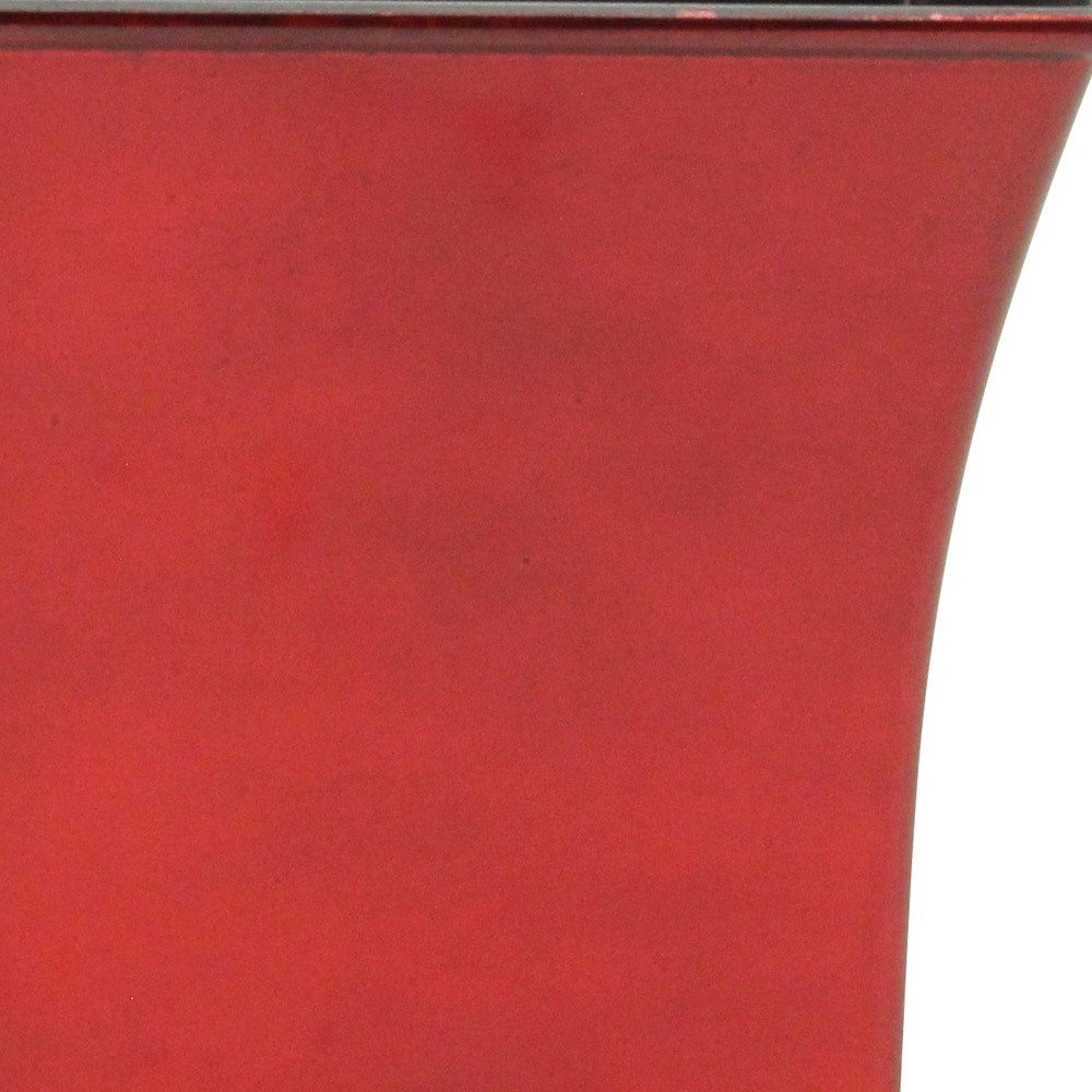 7" Red Recycled Plastic Indoor Outdoor Square Pot Planter - 7" H x 7.25" W x 7.25" D close-up detail