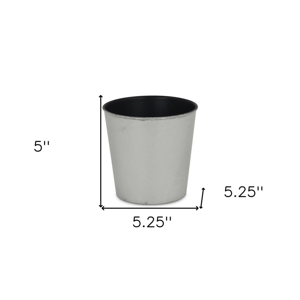 5" Silver Recycled Plastic Indoor Outdoor Round Pot Planter. Outdoor planter isolated on a plain white background, in a silver plastic finish.