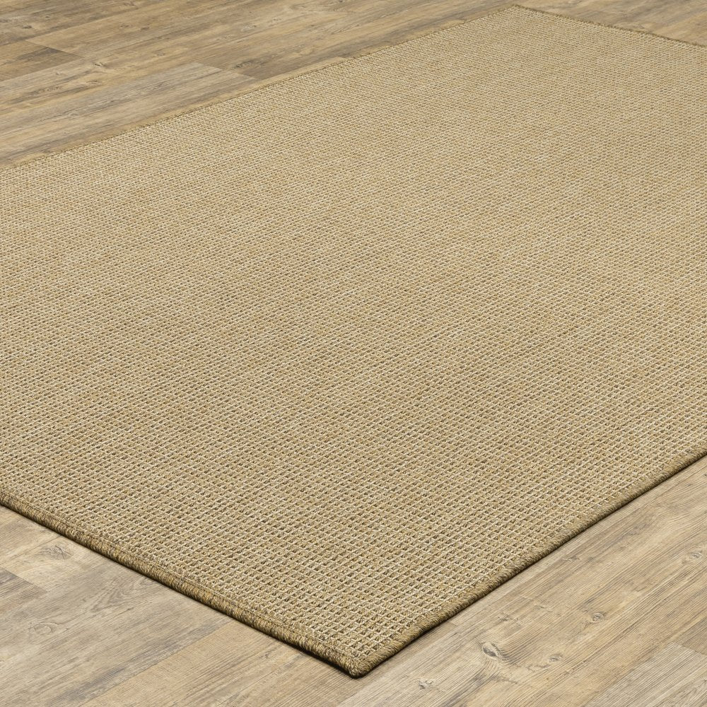 9' X 13' Beige Stain Resistant Indoor Outdoor Area Rug - 0.16" H x 101.97" W x 155.91" D