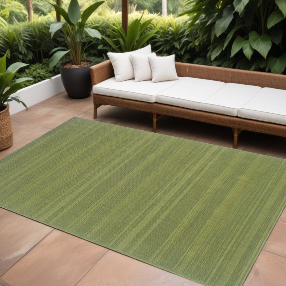 9' X 13' Green Stain Resistant Indoor Outdoor Area Rug