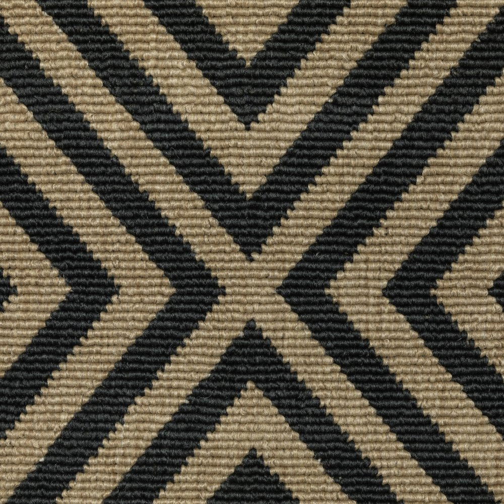 9' X 13' Black and Tan Geometric Stain Resistant Indoor Outdoor Area Rug close-up detail