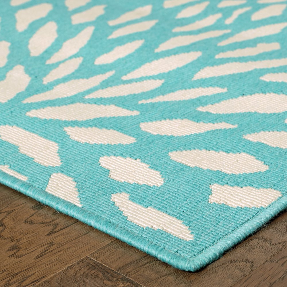 9' X 13' Blue and Ivory Floral Stain Resistant Indoor Outdoor Area Rug - SKU 507091