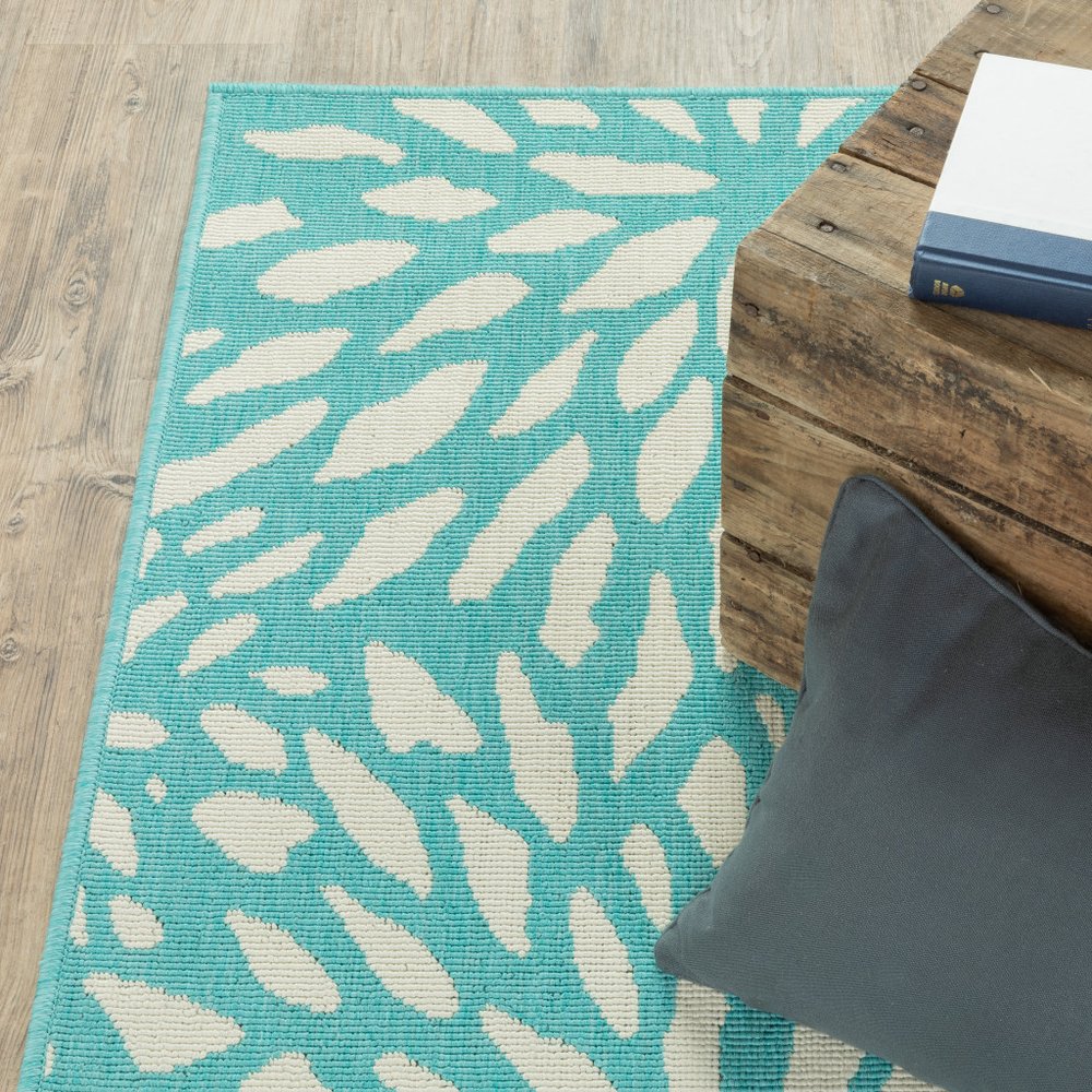 9' X 13' Blue and Ivory Floral Stain Resistant Indoor Outdoor Area Rug - SKU 507091