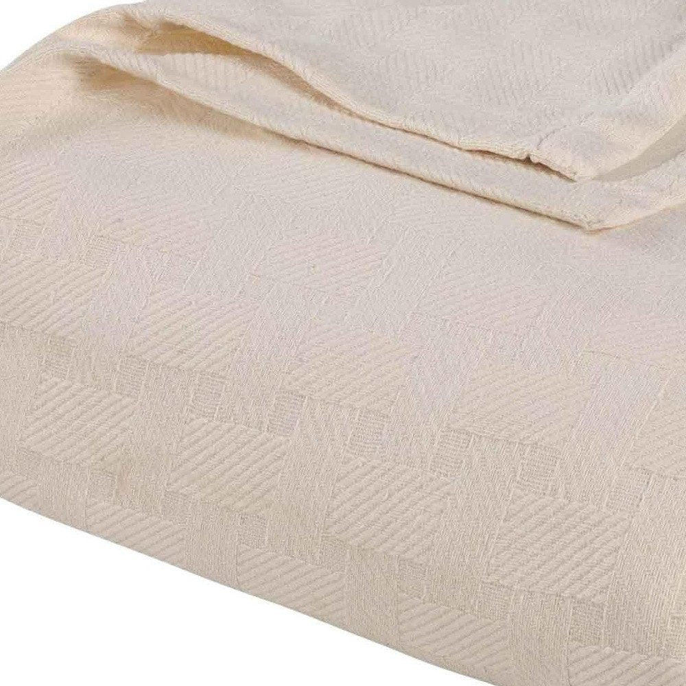 Twin Ivory Cotton Basketweave Geometric Blanket close-up detail