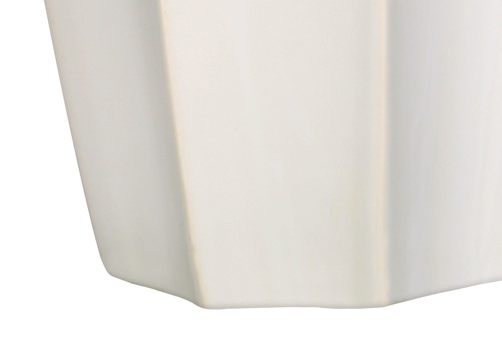 27" Cream Ceramic Geometric Table Lamp With Cream Drum Shade. Table lamp isolated on a plain white background, in a cream ceramic finish.