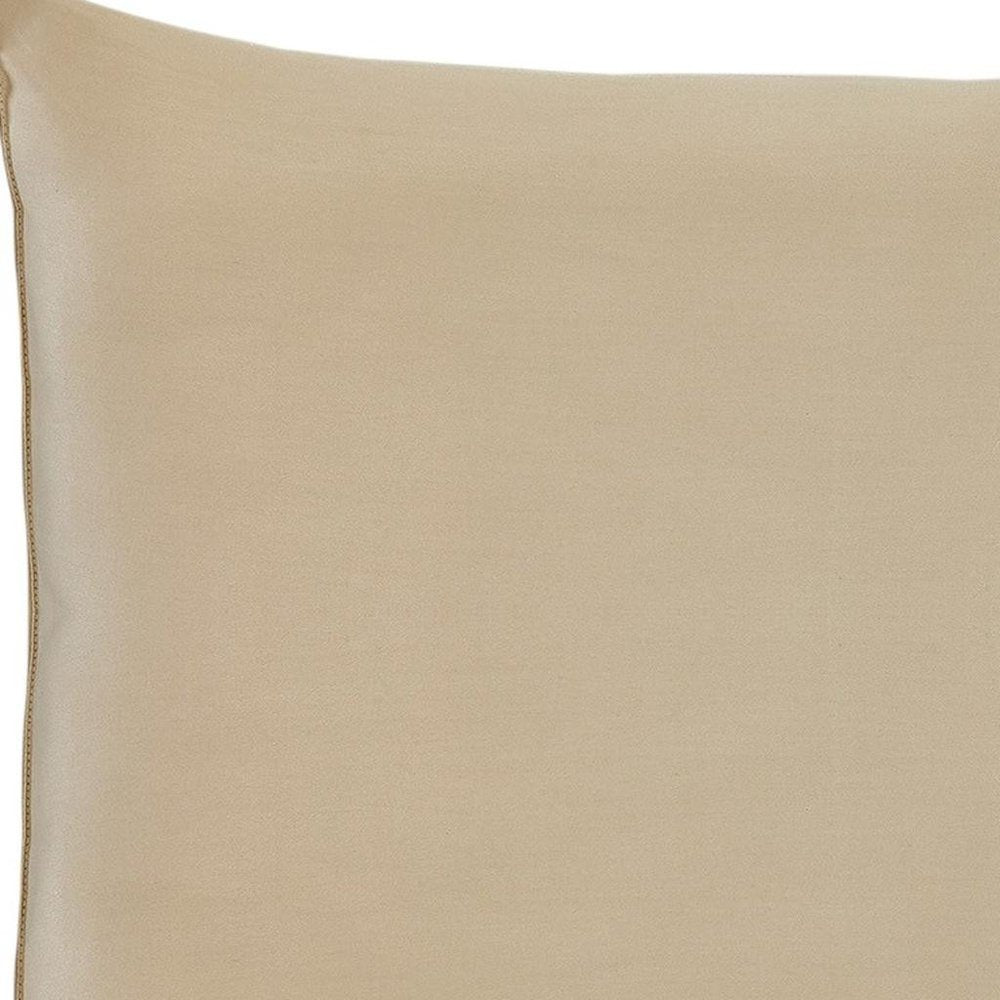 Cotton Wool Medium Hypoallergenic Standard Size Bed Pillow close-up detail