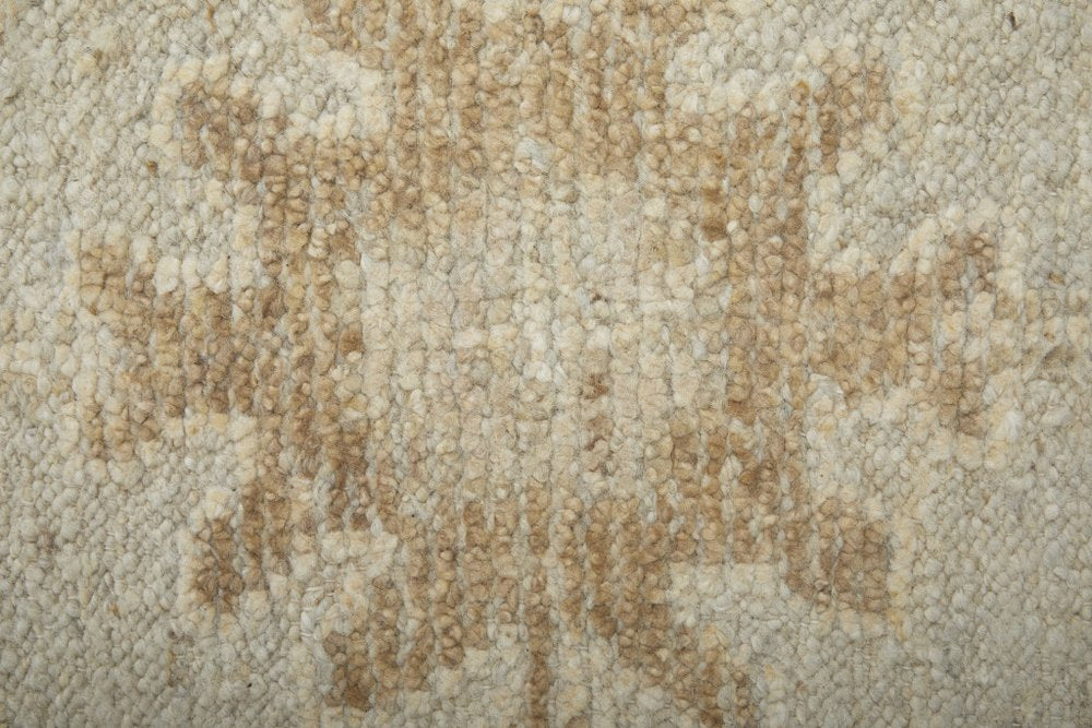 9' X 13' Tan and Gray Wool Floral Hand Knotted Area Rug close-up detail