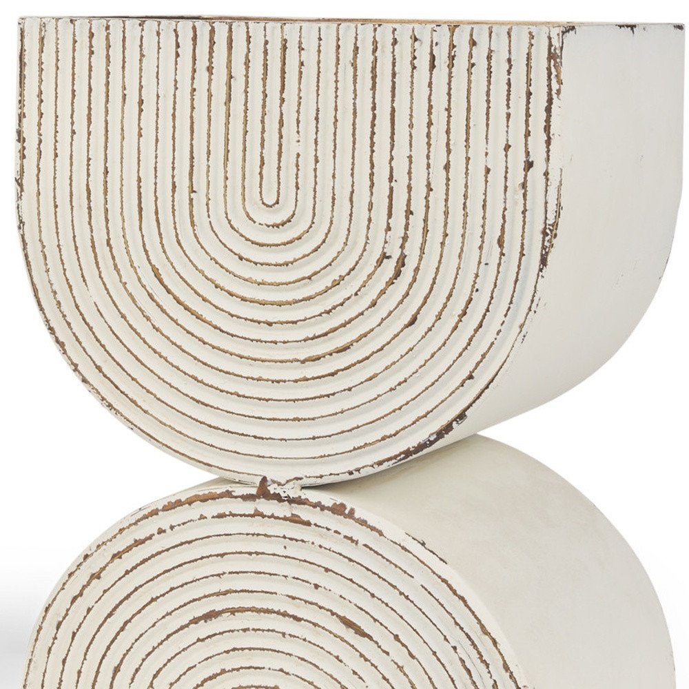 Set of Two Gold And Off White Metal 20 Ounce Geometric Rectangular Distressed Pot Planters close-up detail