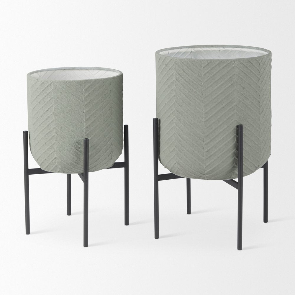Set of Two Black And Green Metal 20 Ounce Round Elevated Planters on a white background