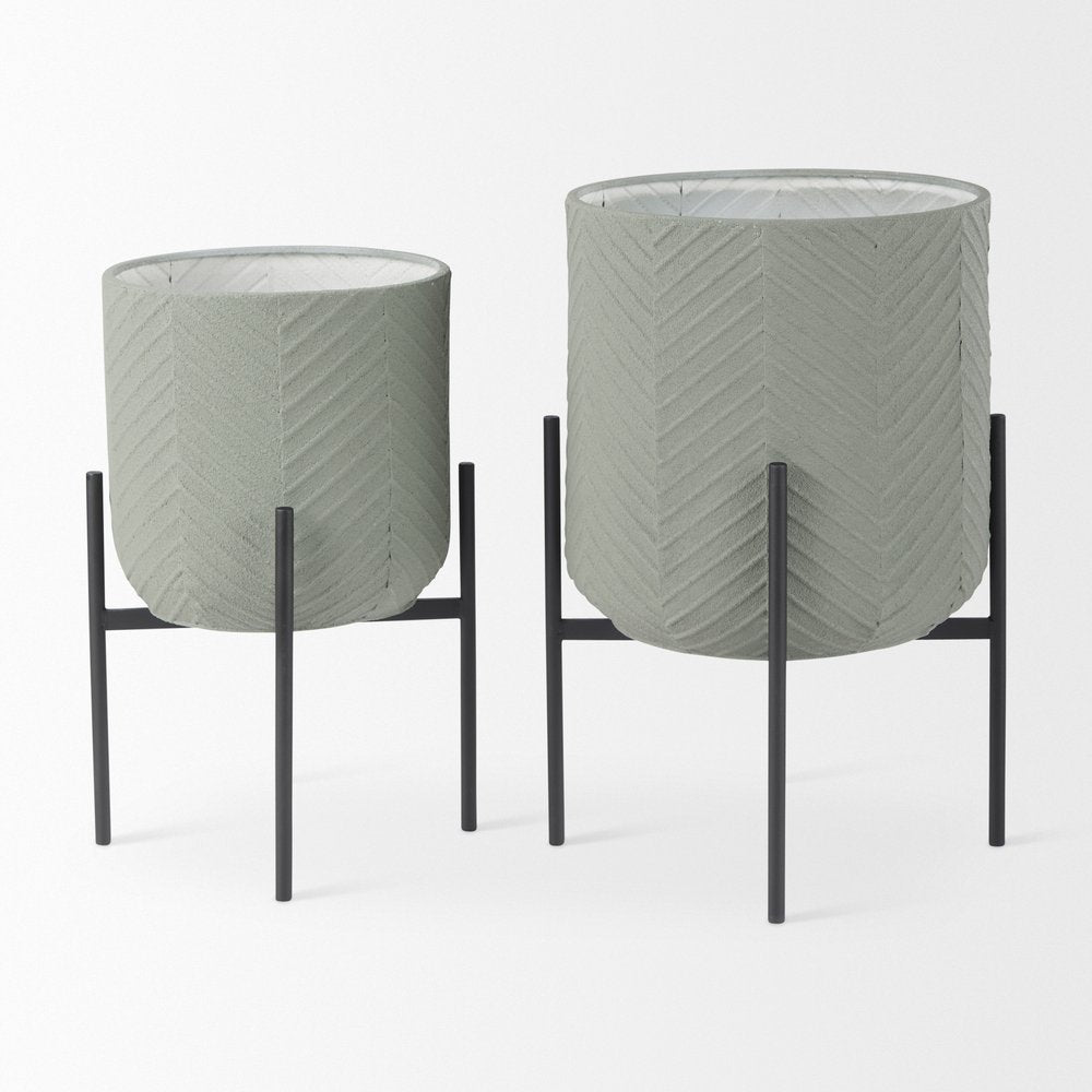 Set of Two Black And Green Metal 20 Ounce Round Elevated Planters on a white background