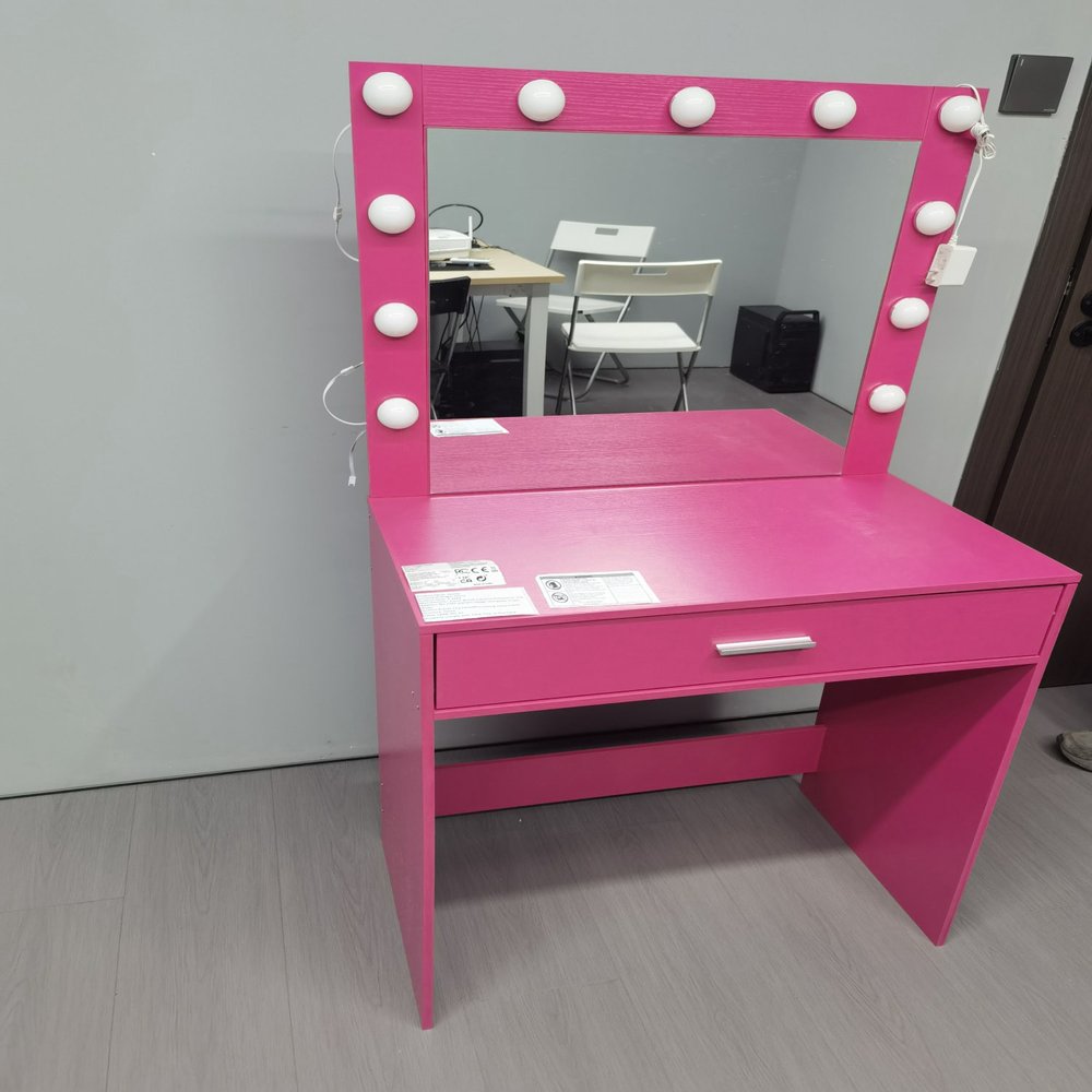 28" Pink Wood Mirrored Vanity Table