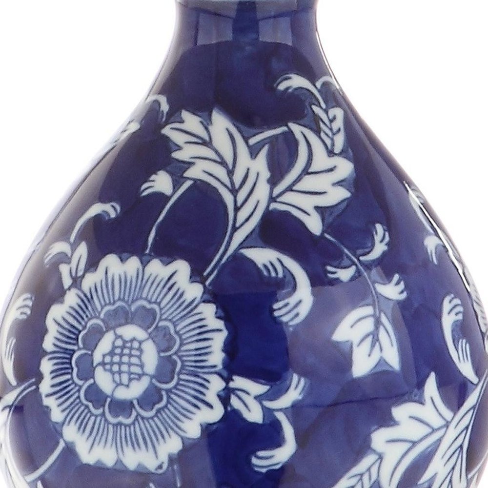 27" Blue Gold And White Novelty Table Lamp With Drum Shade. Table lamp in blue.