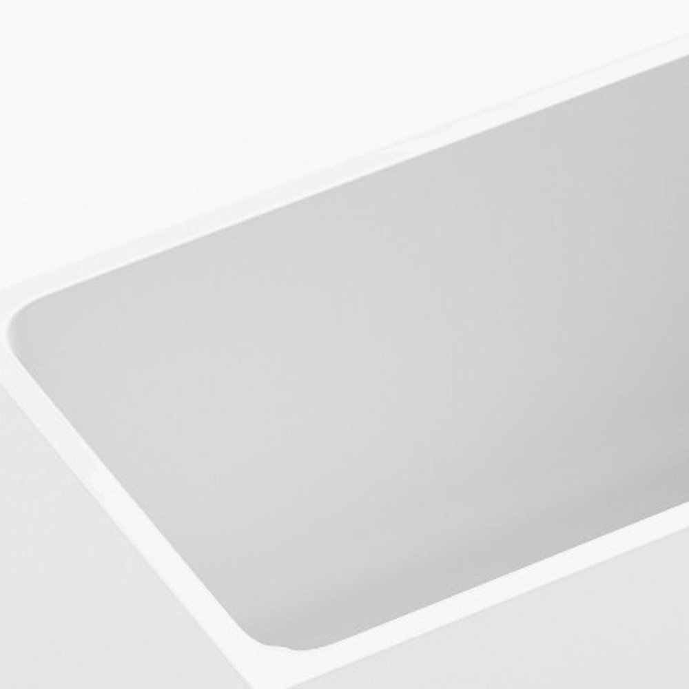 47" White Acrylic Bath Tub