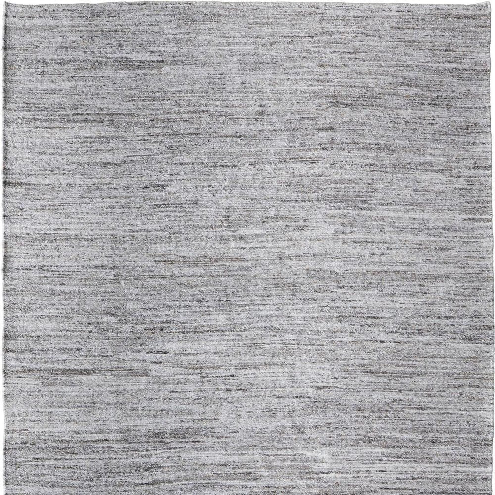 9' X 13' Gray And Brown Handmade Indoor Outdoor Area Rug close-up detail