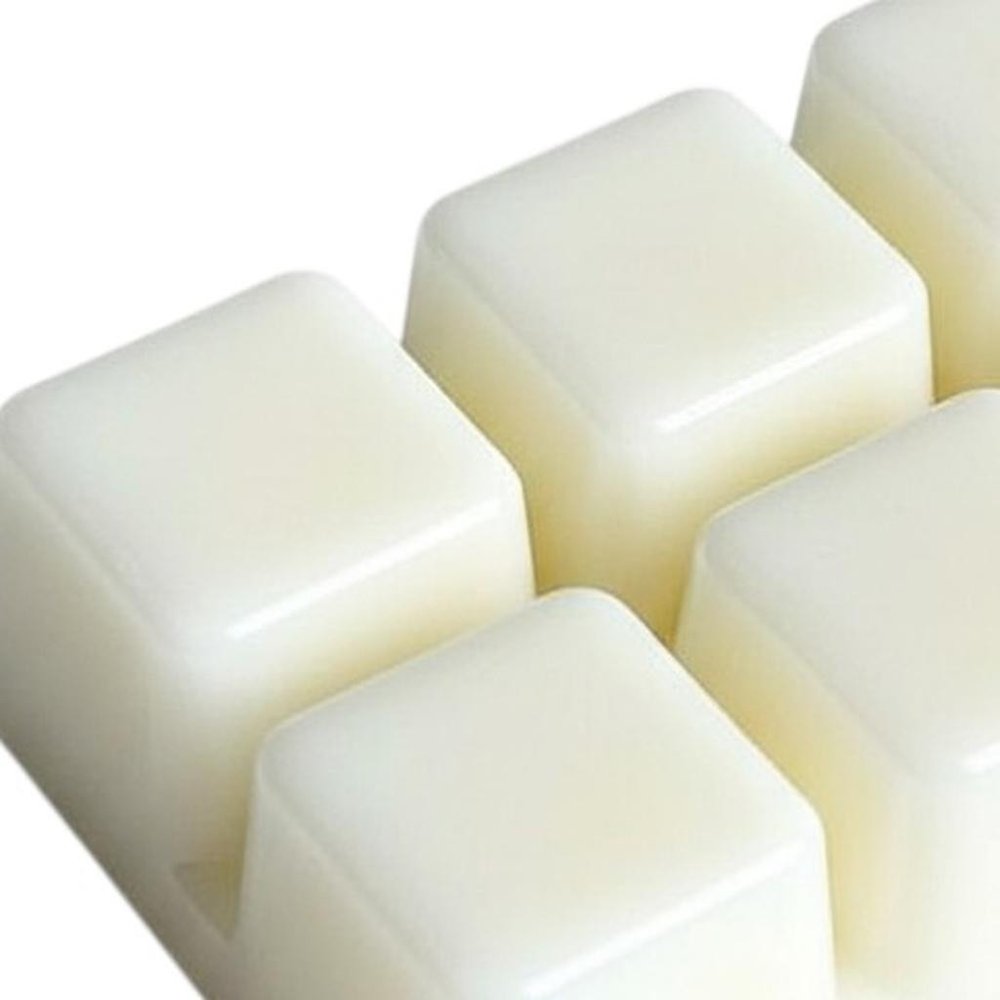 Set of Six Ivory Rose Petal Scented Soy Wax Melts