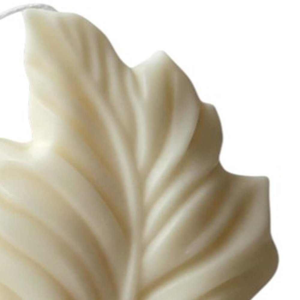 6" Ivory Rose Petals Scented Dimensional Feather Candle Novelty Novelty