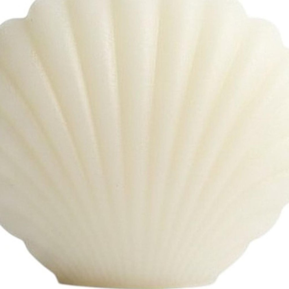 3" Ivory Black Ice Scented Dimensional Seashell Candle
