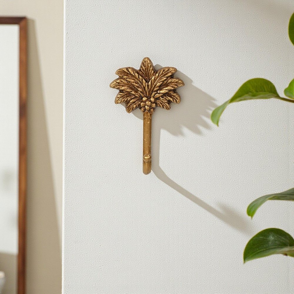 4" Antiqued Gold Cast Iron Palm Tree Wall Hook