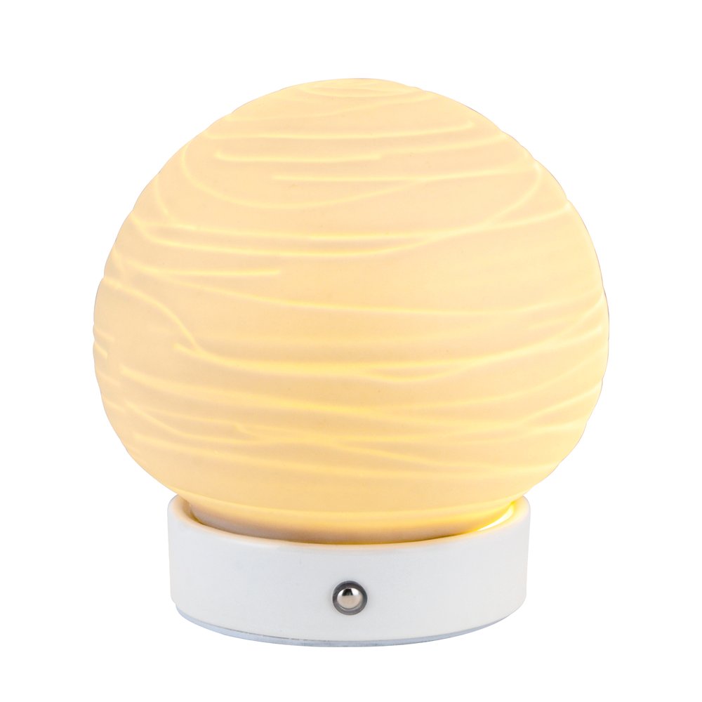 7" White Globe Desk Lamp With Globe Shade
