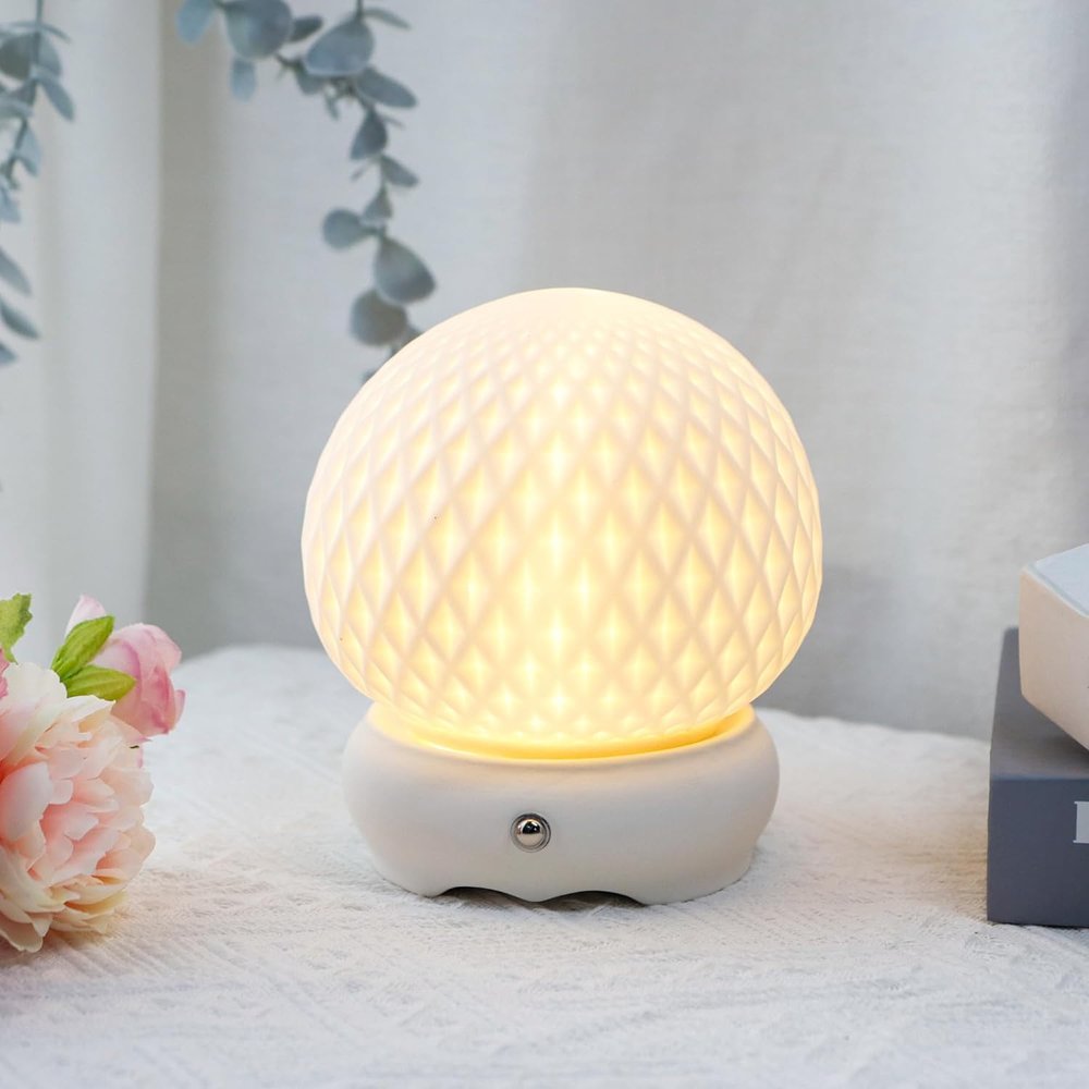 6" White Globe Desk Lamp With Globe Shade