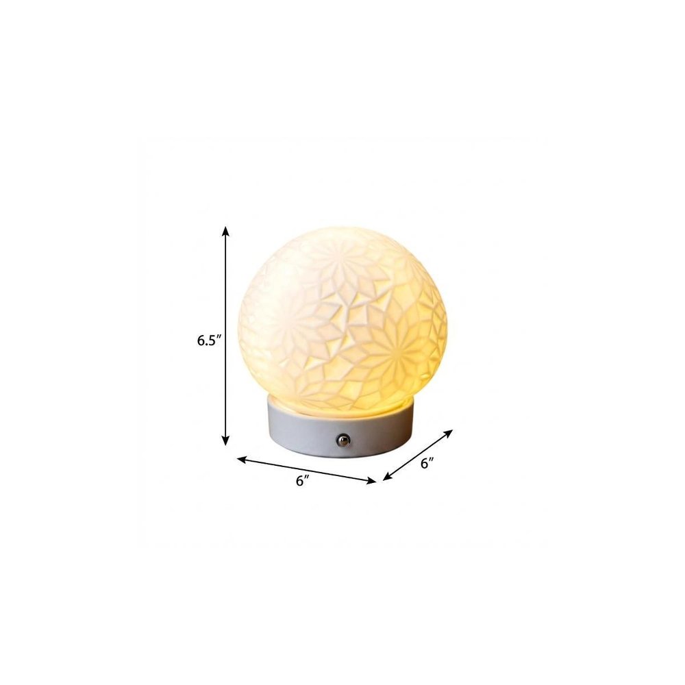 7" White Globe Desk Lamp With Globe Shade